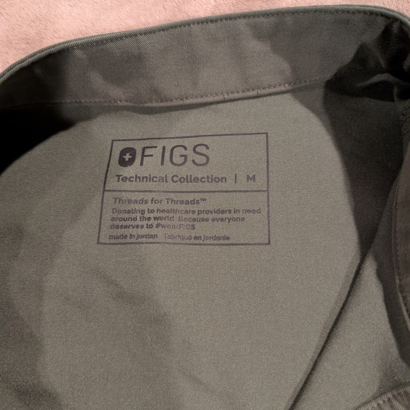 Figs Moss Rafaela-medium- Oversized Scrub Top - Picture 6 of 7